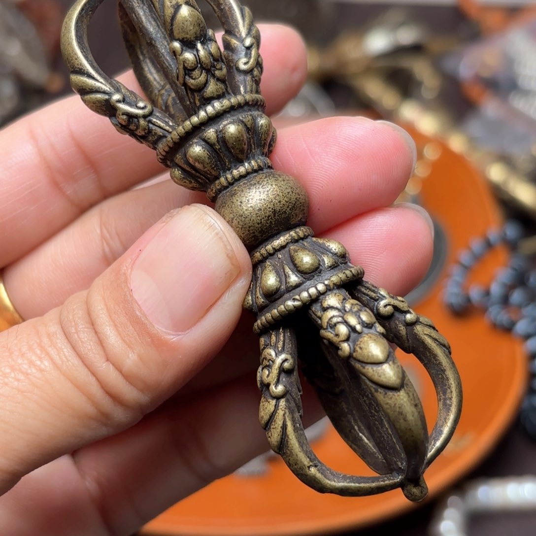 铜星月菩提吊坠项链