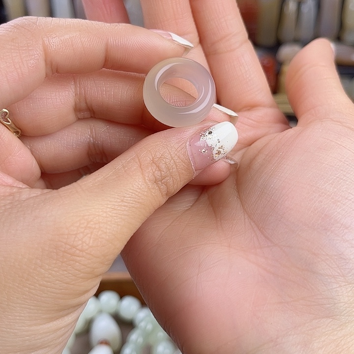 玛瑙手饰未镶嵌环子