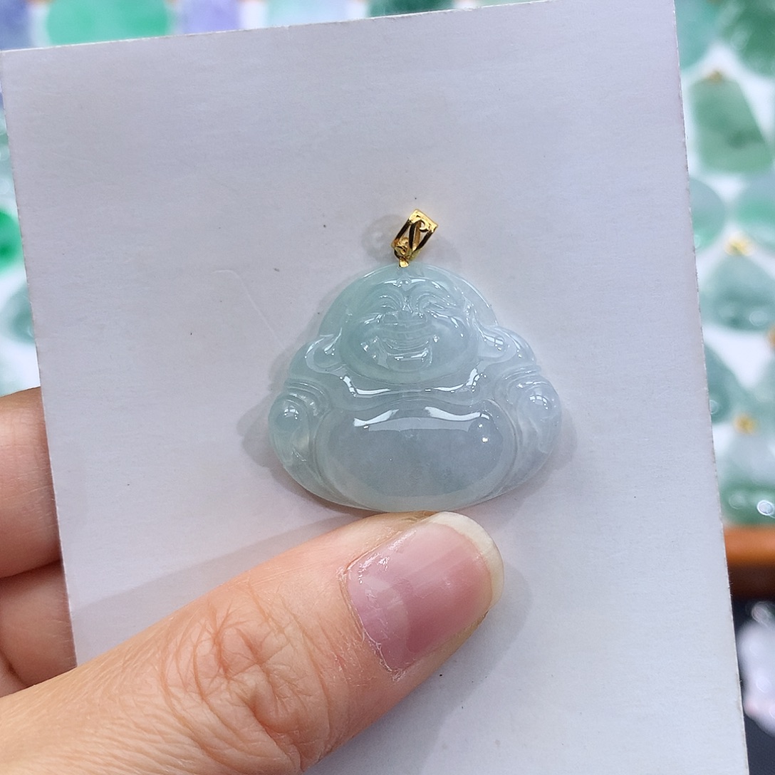 翡翠18K金镶嵌颈饰翡翠吊坠