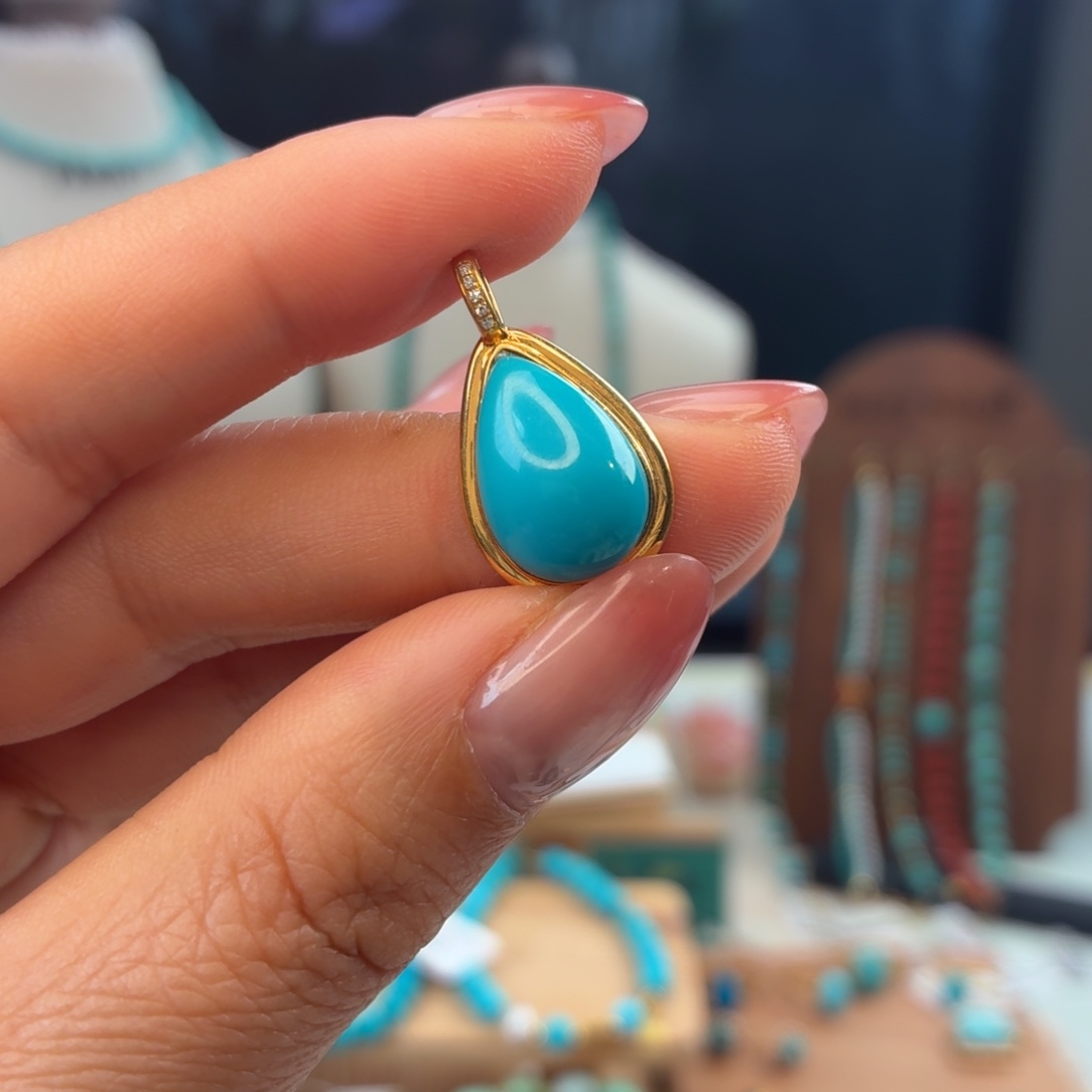 绿松石18K金镶嵌颈饰