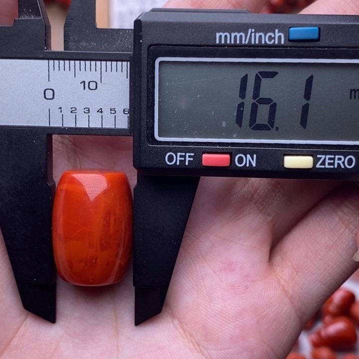 南红玛瑙配饰未镶嵌?*际微瑕