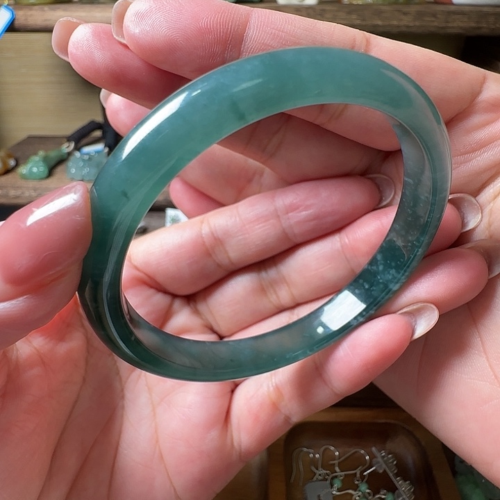 翡翠未镶嵌手镯翡翠660