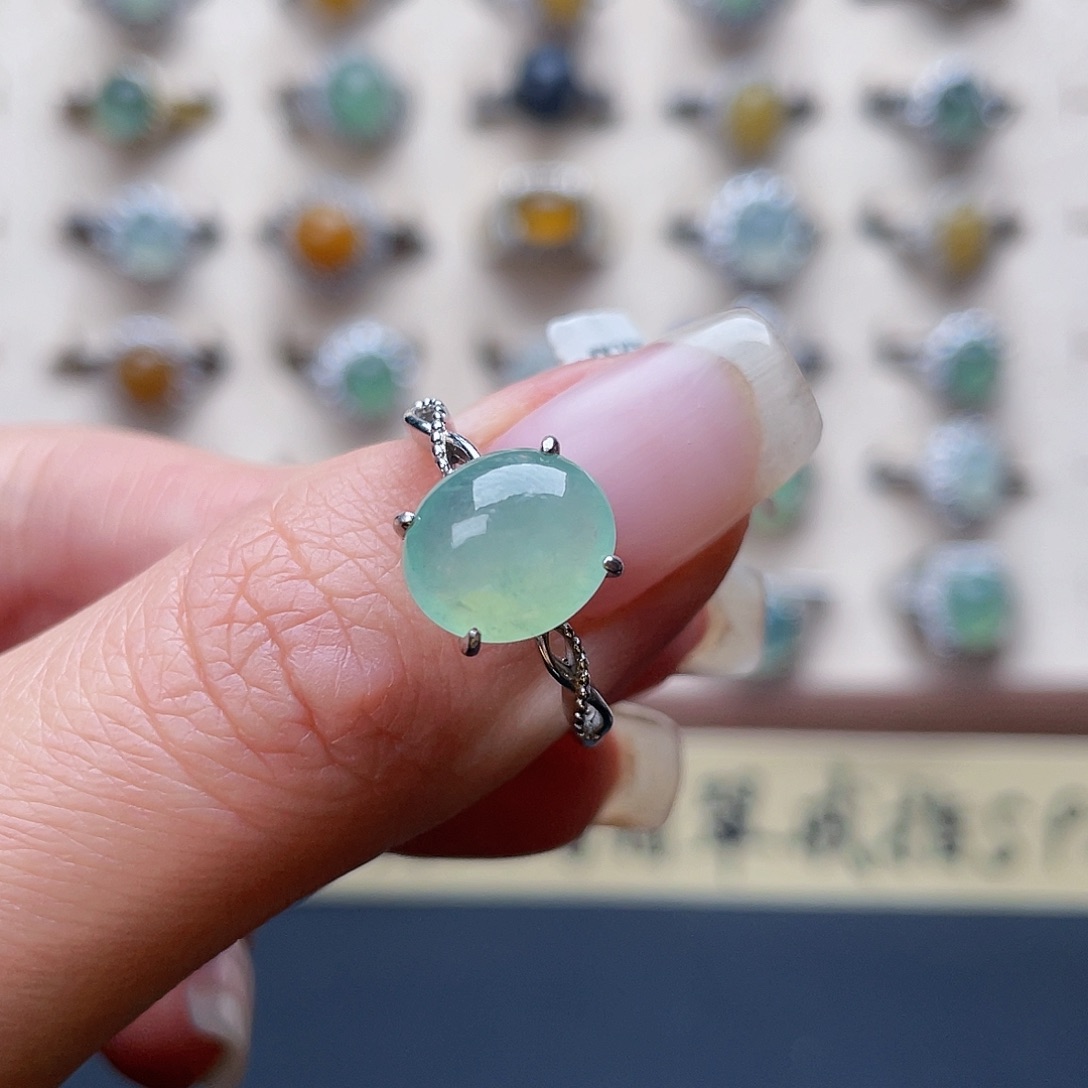 翡翠戒指未镶嵌戒指