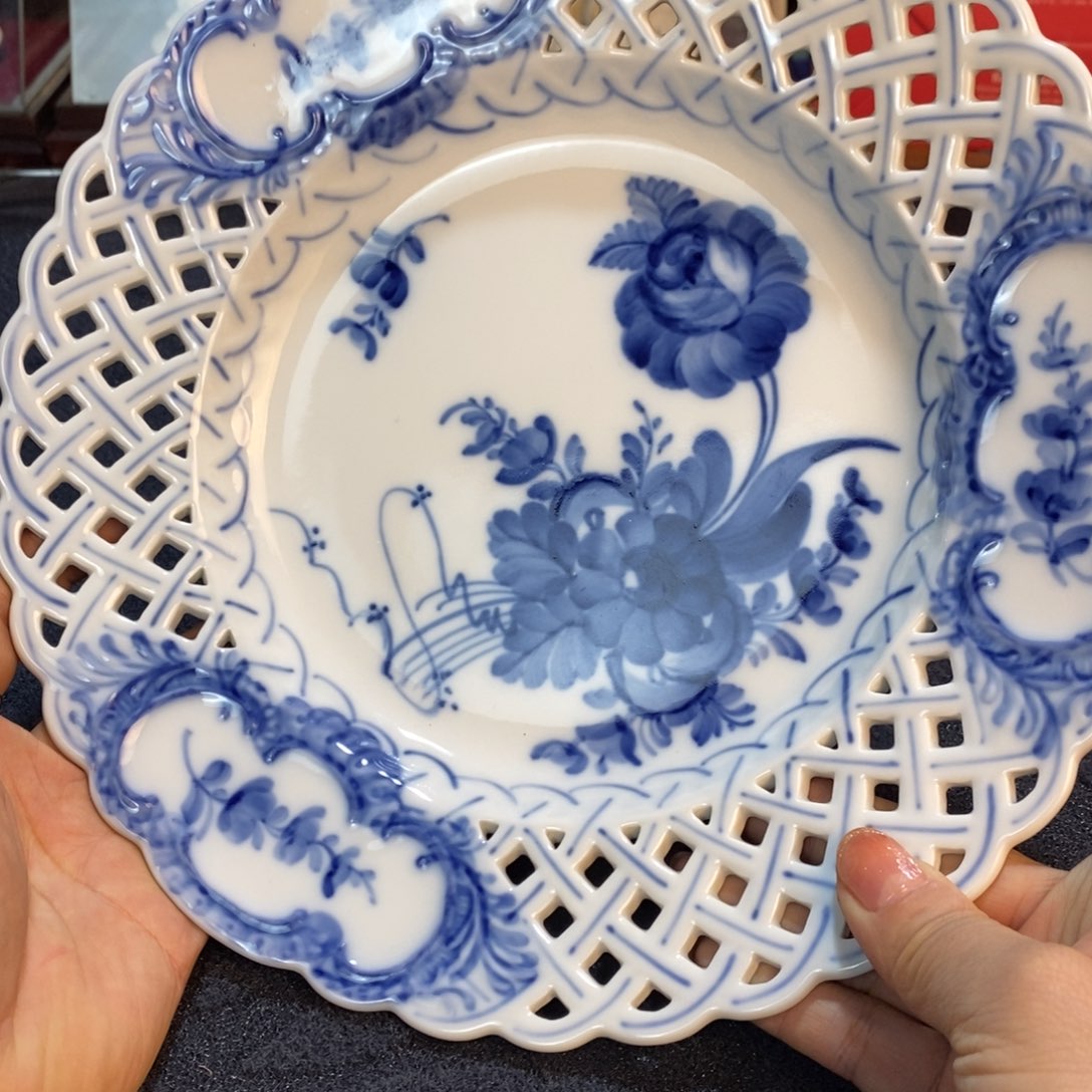 瓷器哈哈哈哈哈哈哈哈