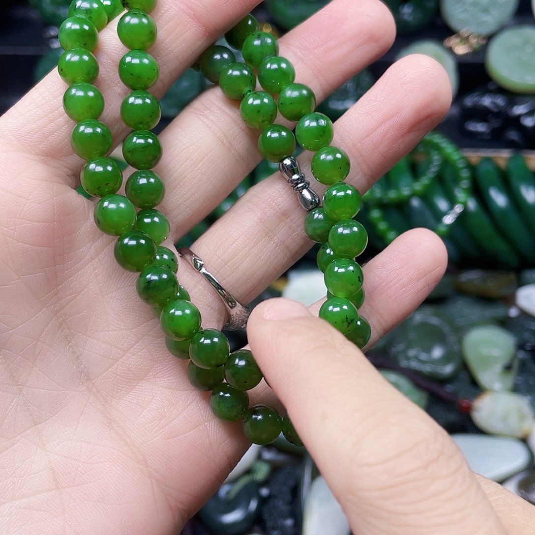 和田玉未镶嵌珠宝半成品