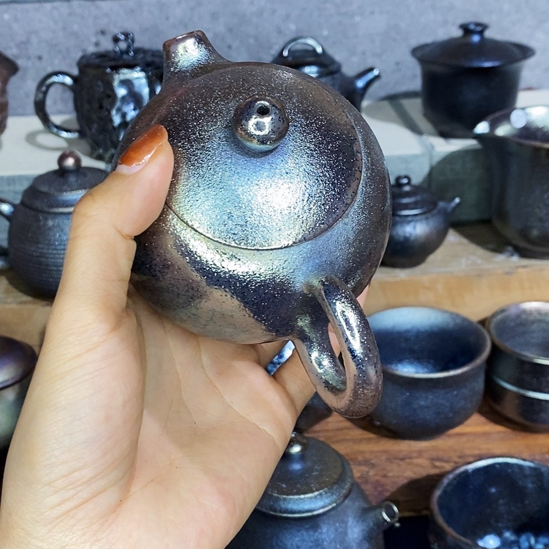 壶思**睿云南建水紫陶柴烧