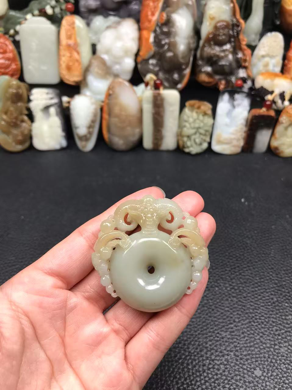 和田玉三羊开泰，平安扣，实物漂亮