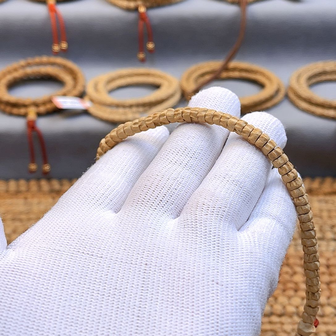 柏香籽/百香籽吊坠r***f