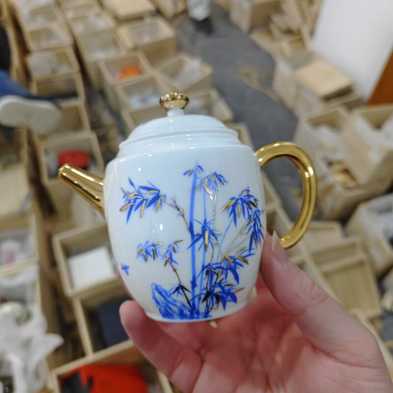 竹报平安手工美人尖壶-3701