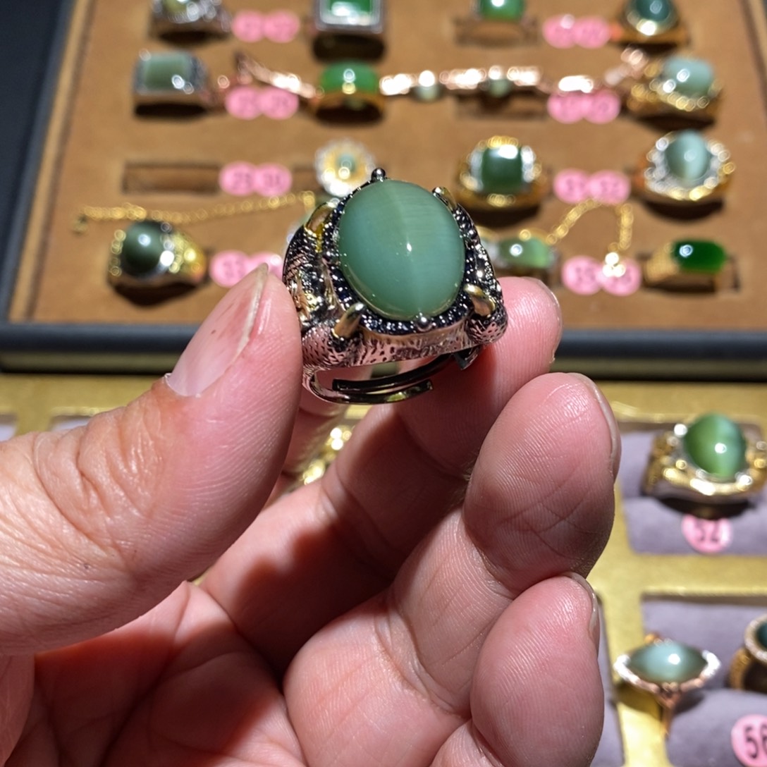 和田玉（碧玉）戒指未镶嵌