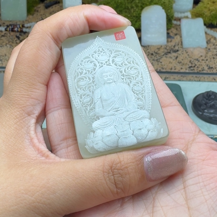 和田玉颈饰未镶嵌金****g