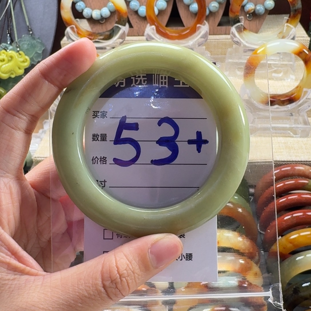 蛇纹石玉未镶嵌手镯11