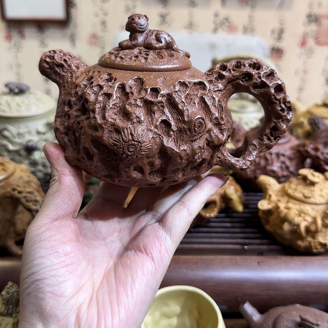 紫砂茶壶五彩段供春