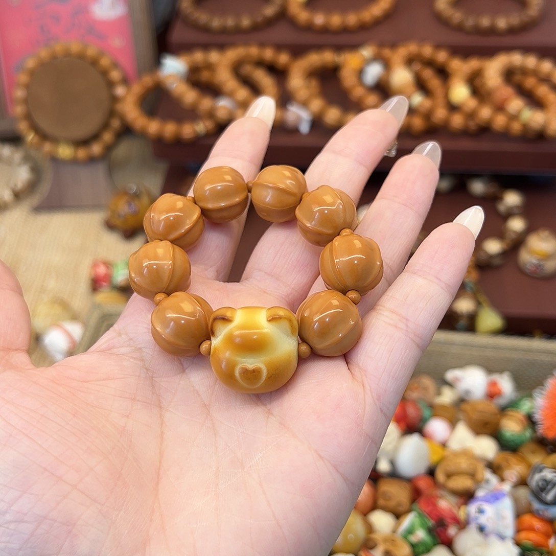 猴头核桃吊坠财****?熊猫头手捻