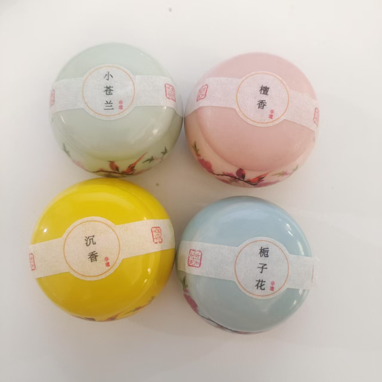 多样香膏一个-LQ1111