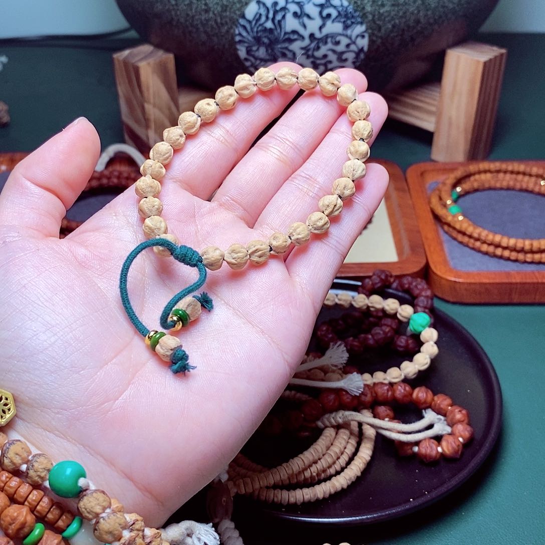 柏香籽/百香籽吊坠138.8莲花