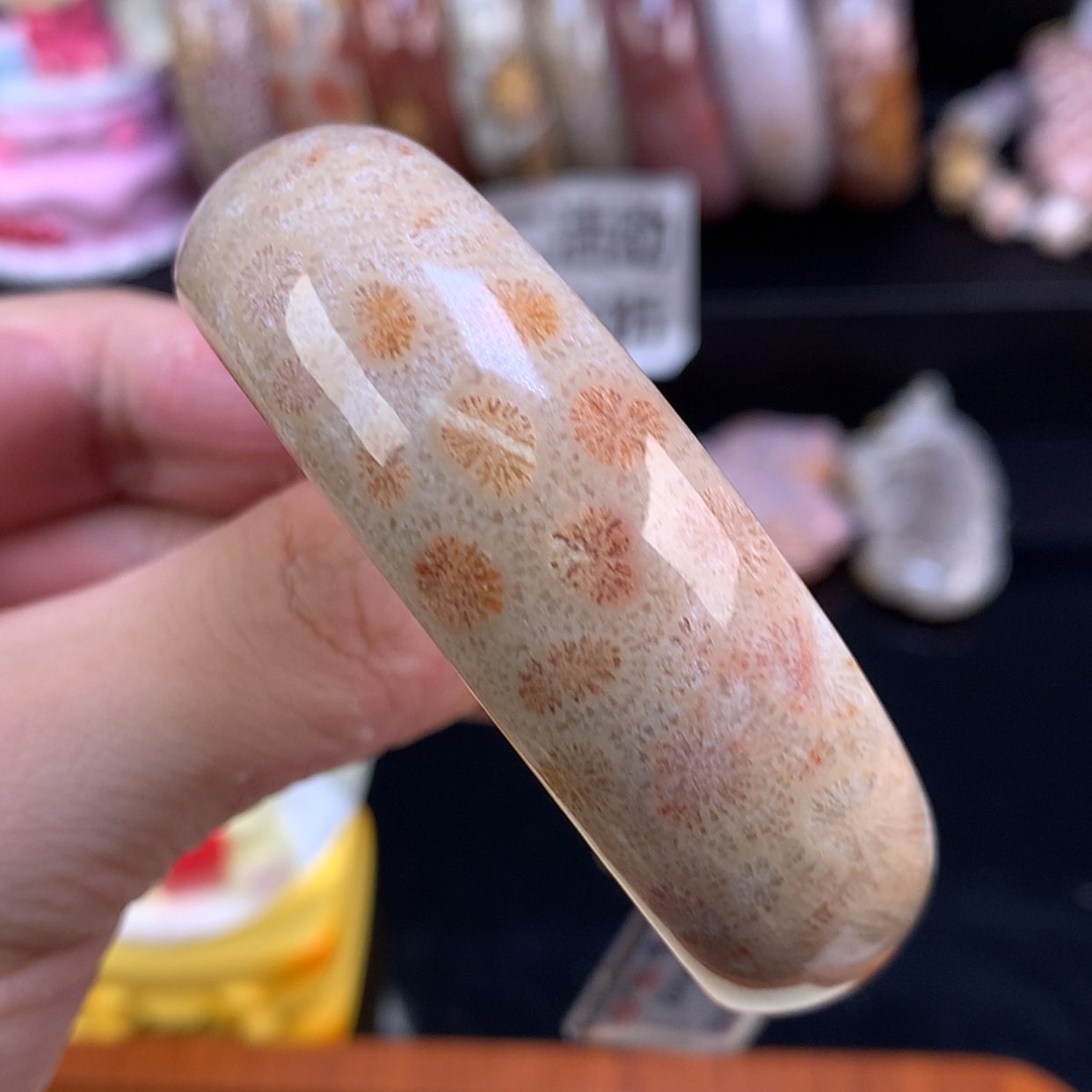 【闪购商品】未镶嵌手链硅化珊瑚（珊瑚玉）101号粉彩沙沙55.4圈