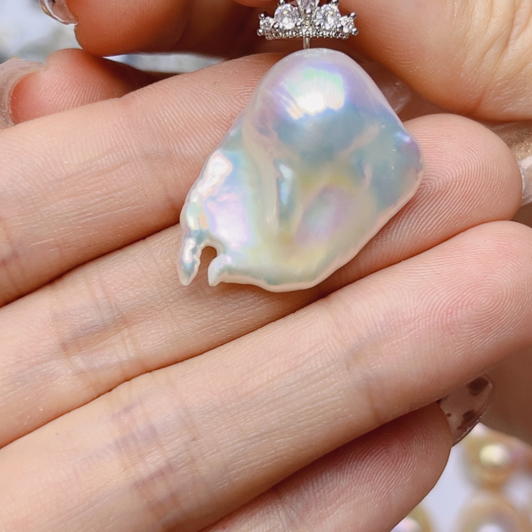 j***4未镶嵌淡水珍珠颈饰