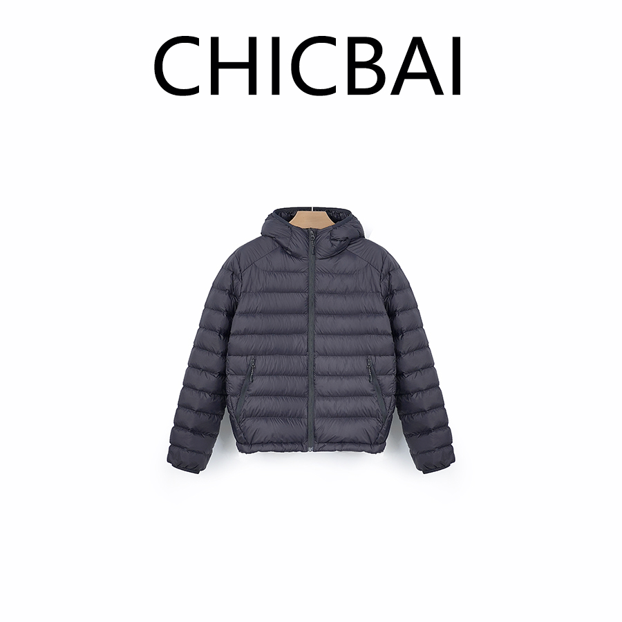 CHICBAI 自留款三花白鹅绒填充排骨连帽羽绒服 轻薄户外风外套