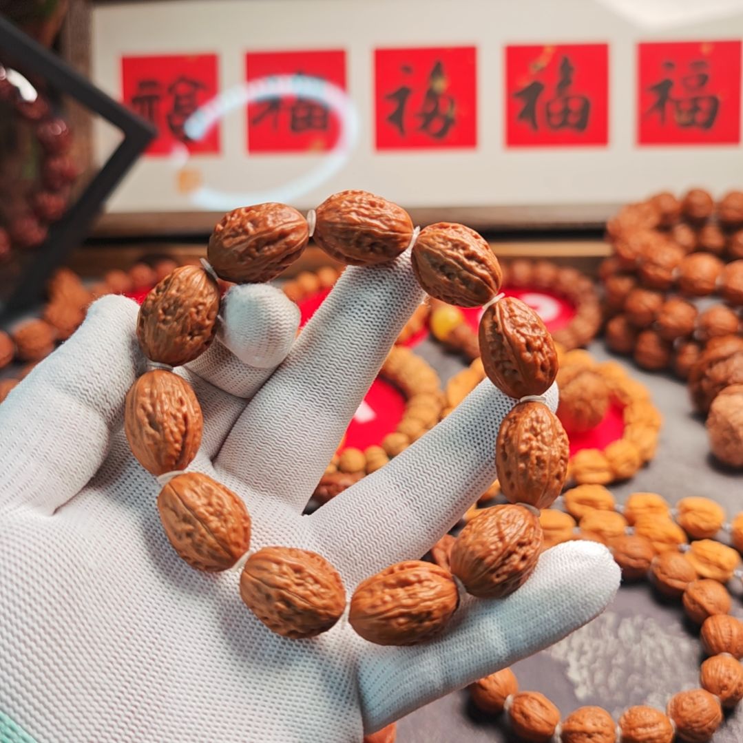 文玩核桃手串小枣手串秋子核桃手持手串