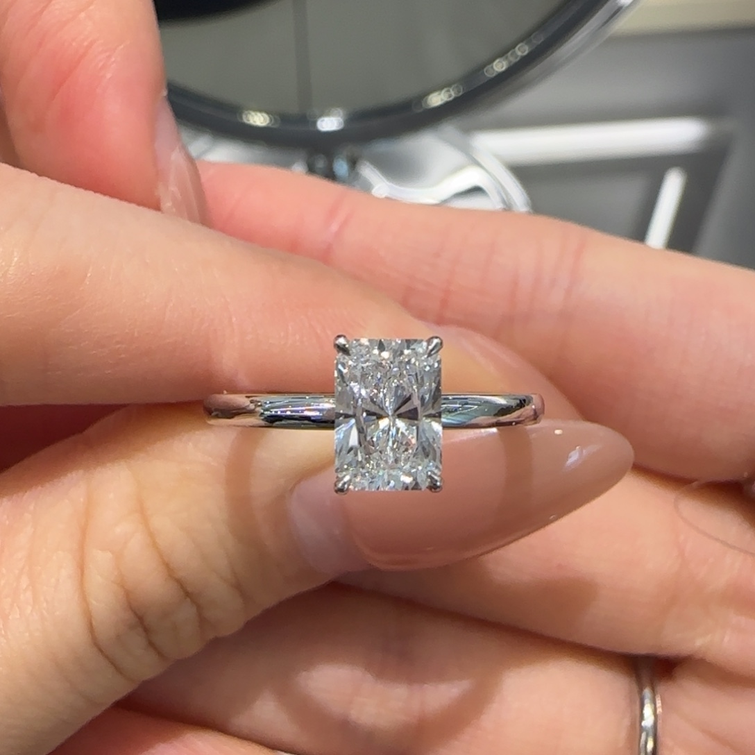 实验室培育钻石铂Pt950镶嵌1卡雷迪恩