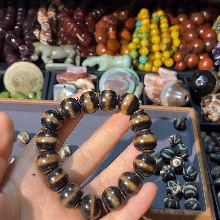 一***尺玛瑙/玉髓合金颈饰