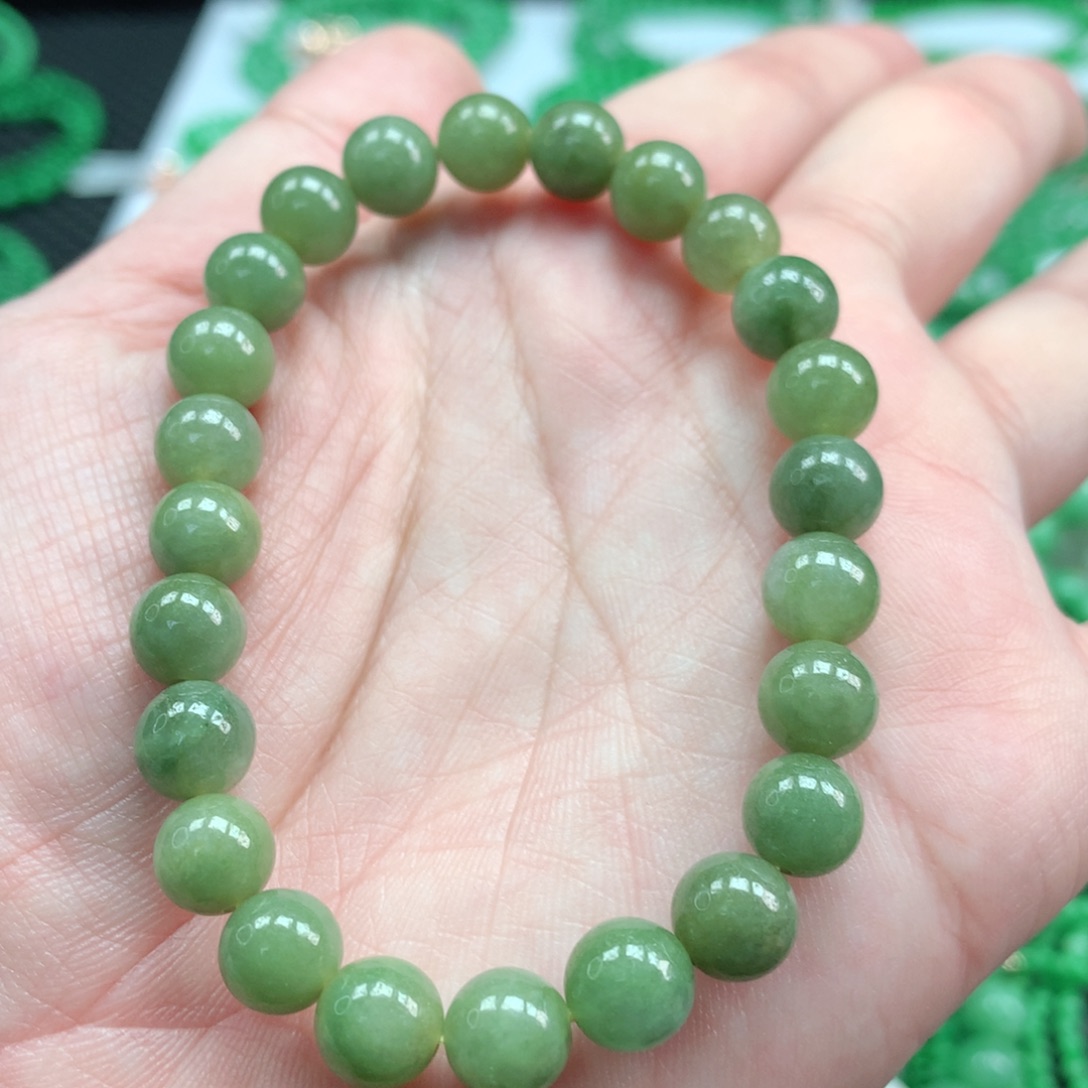 翡翠手链未镶嵌翡翠