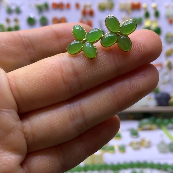 和田玉银S925镶嵌耳饰