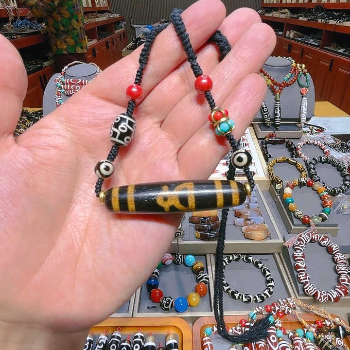 未镶嵌玛瑙/玉髓珠宝奇石