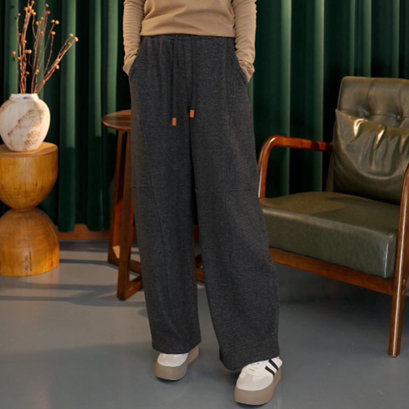  {橙衣纤服}轻奢风百搭加绒加厚抽绳高腰垂感弯刀阔腿裤TC9021