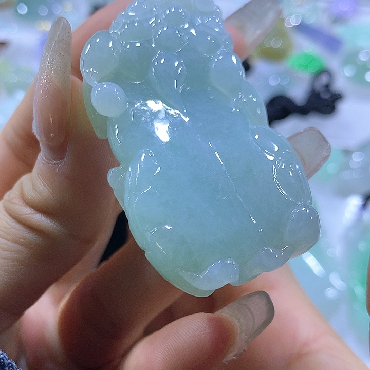 翡翠颈饰未镶嵌天然翡翠A货吊坠