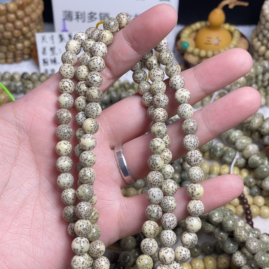 星月菩提吊坠8尺寸，石玉料圆珠，带备籽