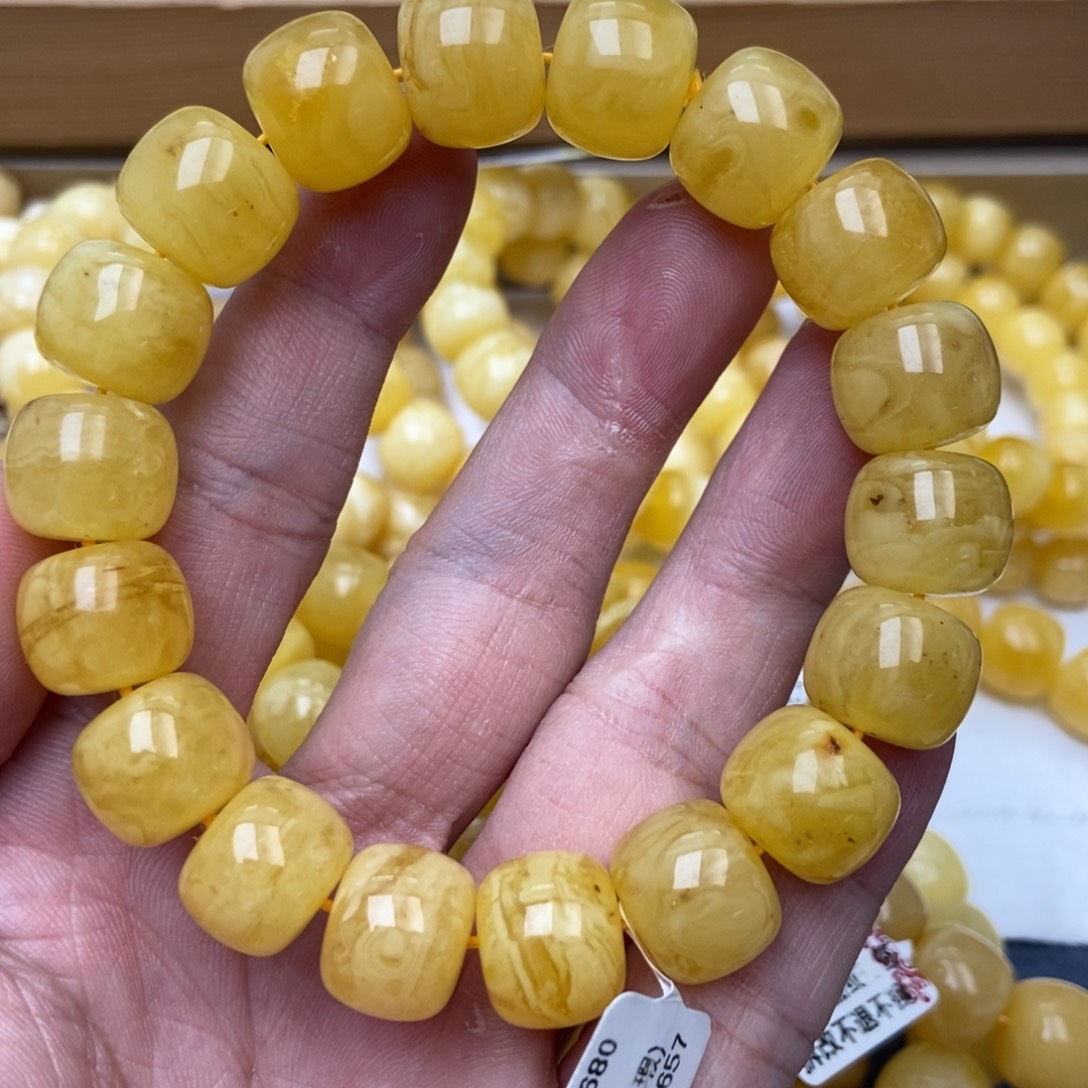 裸石琥珀未镶嵌13