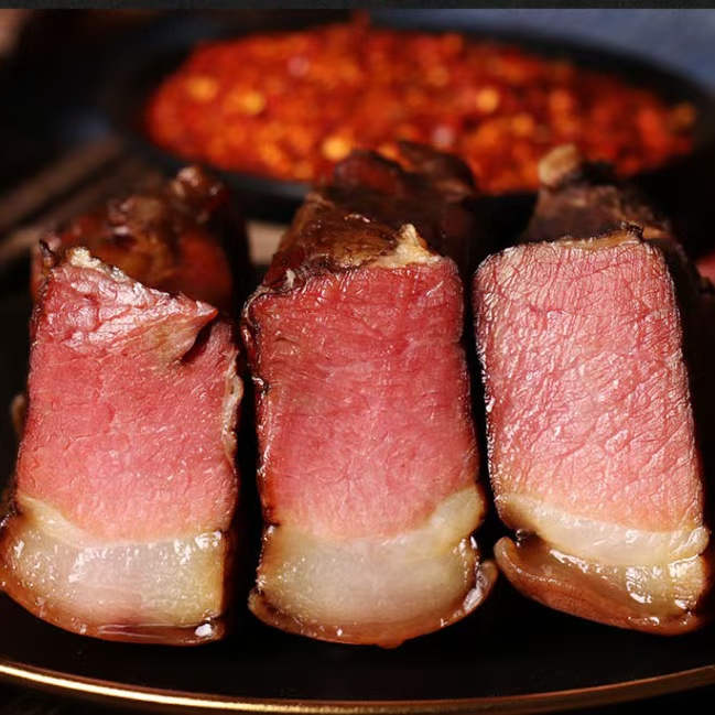 【烟熏后腿肉】恩施柴火烟熏后腿肉腌制紧实