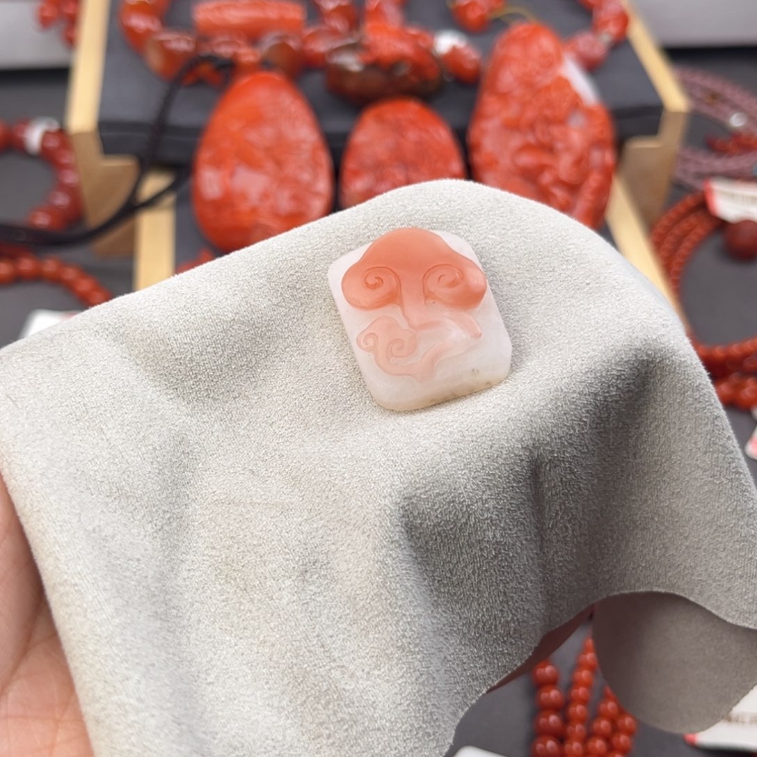 南红玛瑙未镶嵌手链