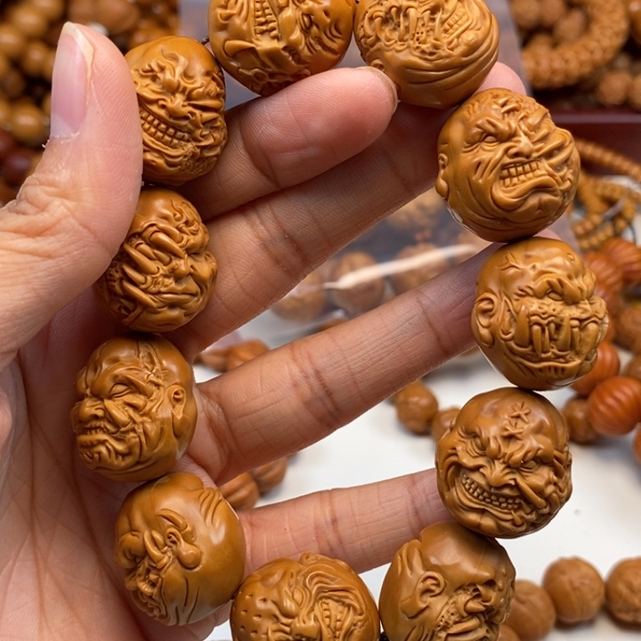 橄榄核吊坠刀工恶僧2.1