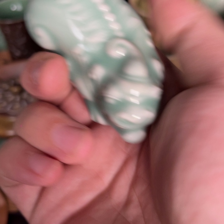 ****儿手工艺品琉璃龙泉青瓷茶宠