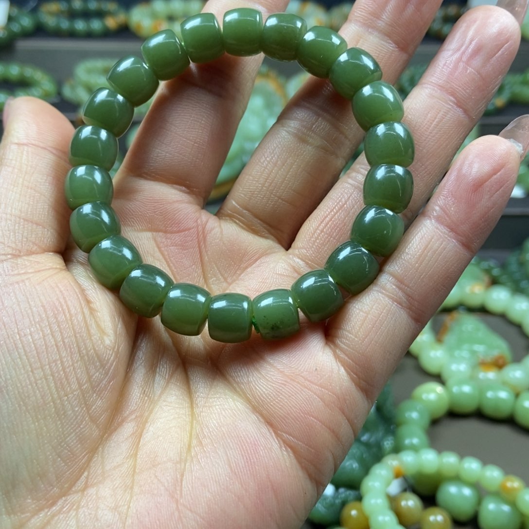 透闪石质玉手链未镶嵌