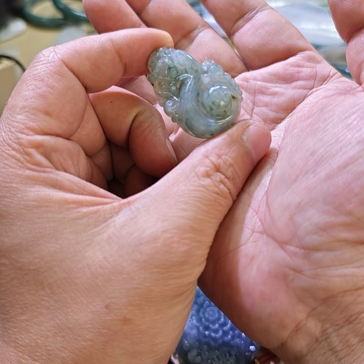 翡翠颈饰未镶嵌54285585365