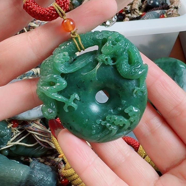 和田玉挂件未镶嵌