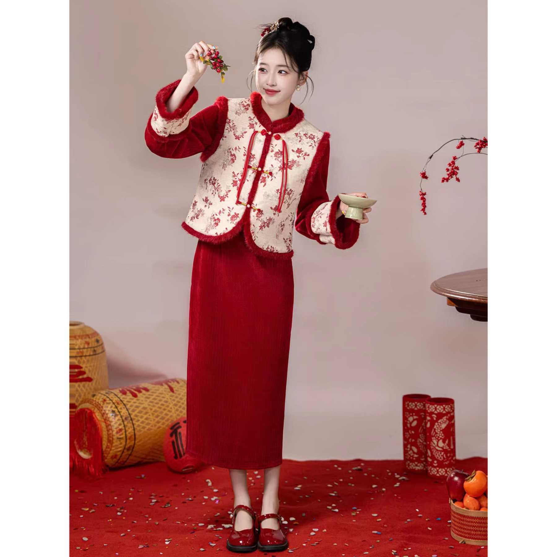 红色旗袍加绒加厚女新中式2025新款秋冬敬酒服复古气质两件套旗袍
