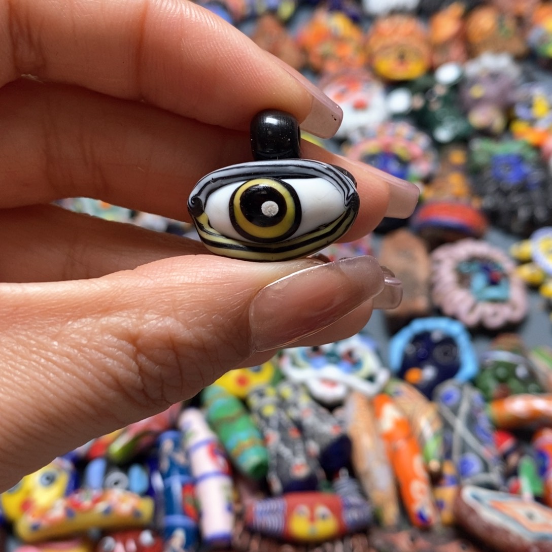 琉璃颈饰印度尼西亚眼睛