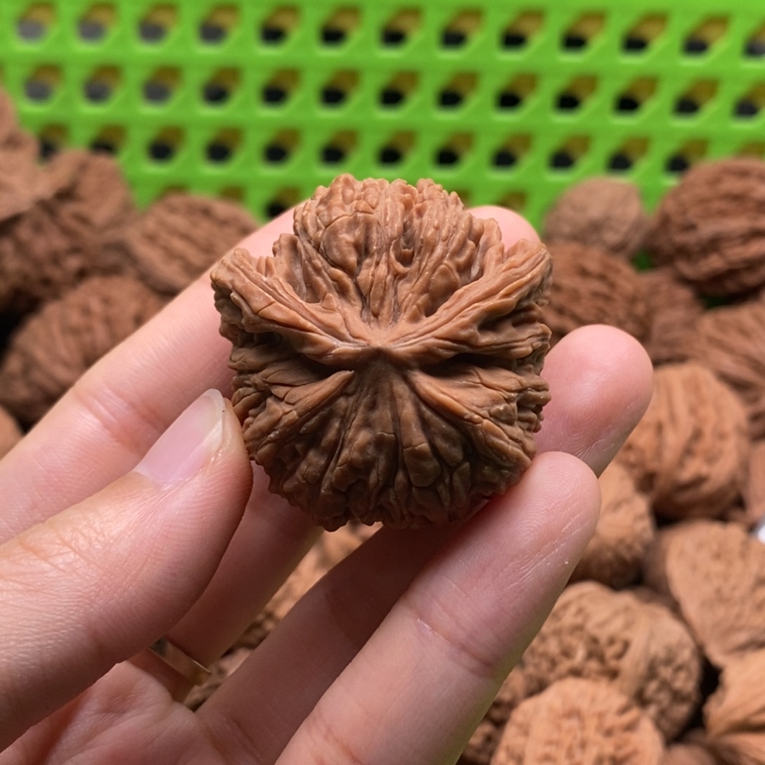 沃***河核桃定制商品不退不换