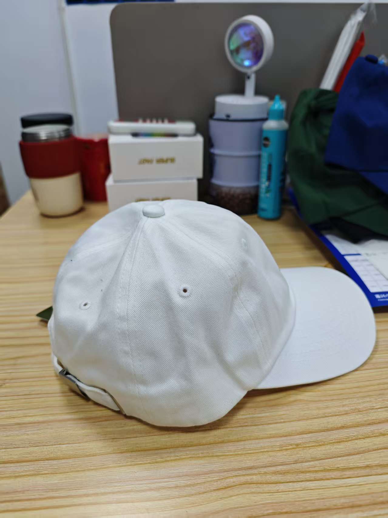 福袋鸭舌帽子男女加厚颜色随机