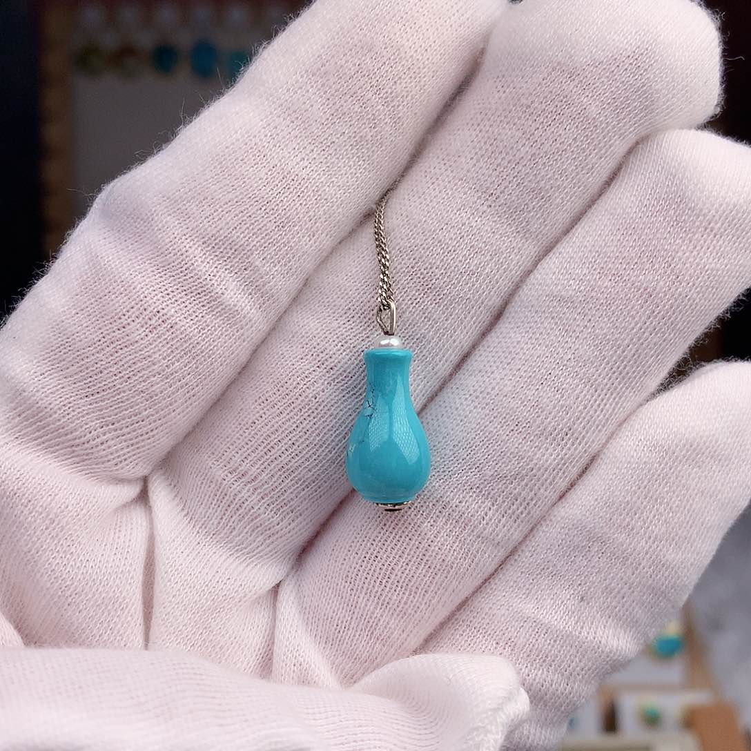 绿松石颈饰未镶嵌