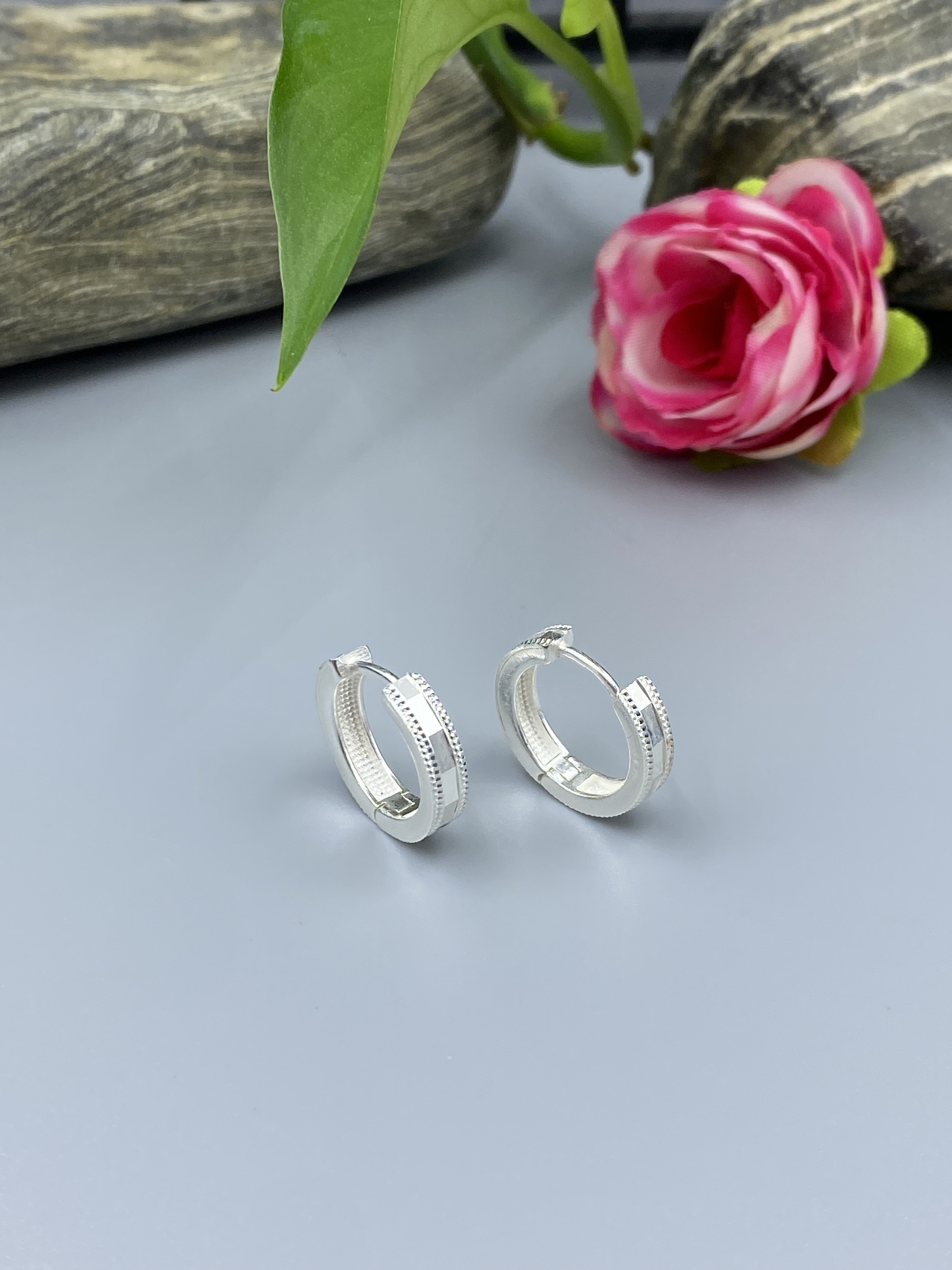 足银耳饰 侗石記时尚闪亮耳扣