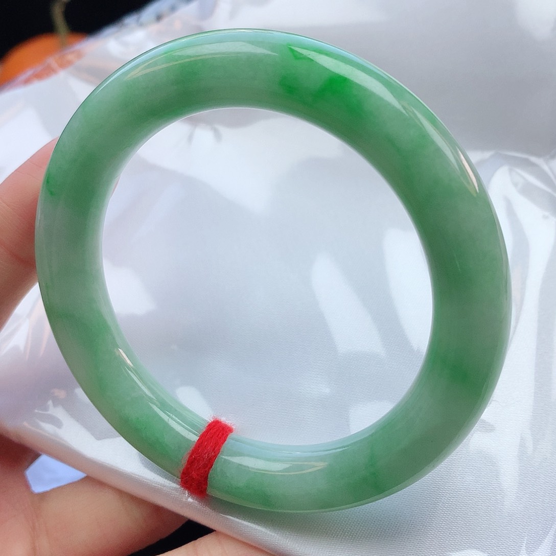 翡翠手镯未镶嵌55圆条882251