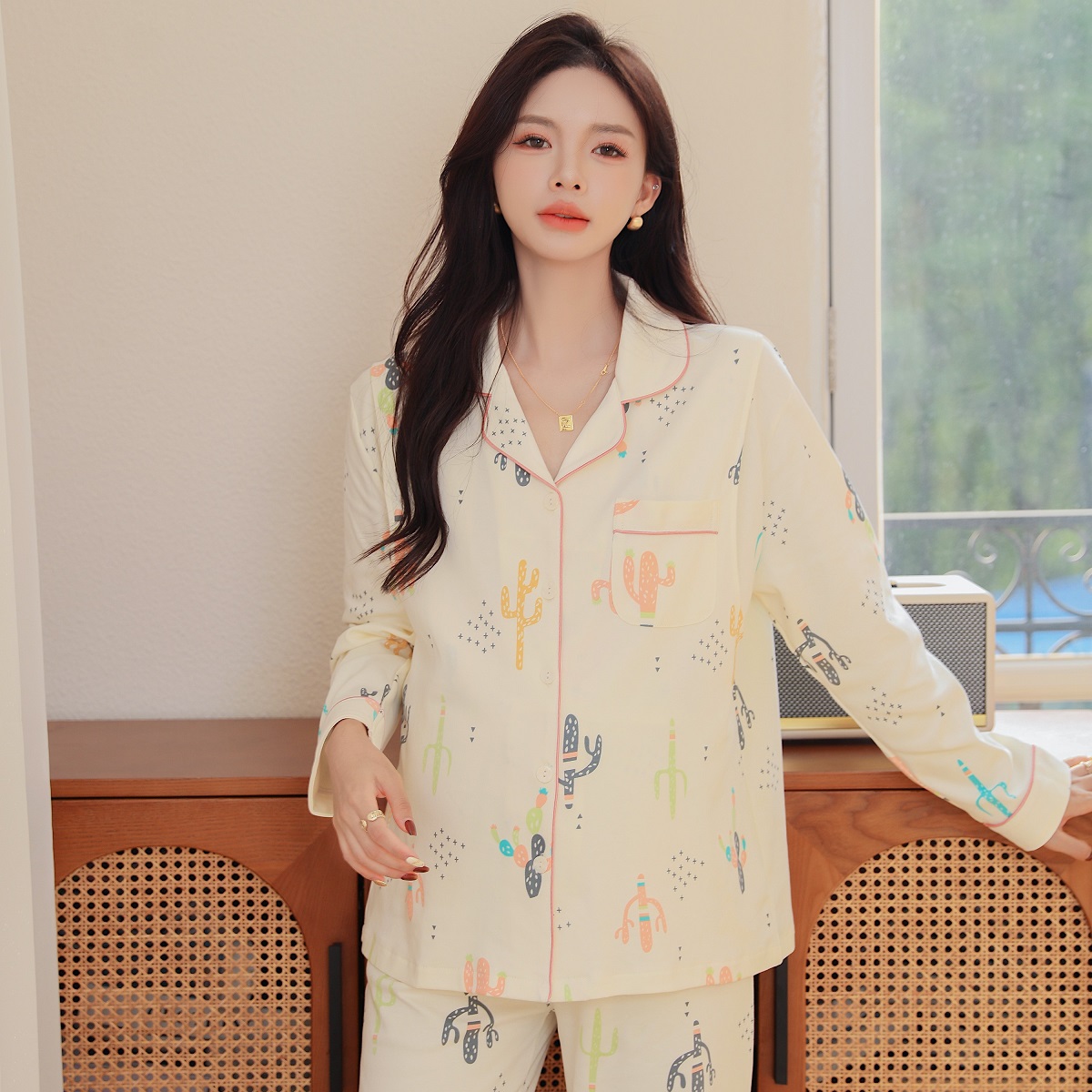 孕妇翻领侧开口哺乳仙人掌长袖可哺乳月子服套装57636