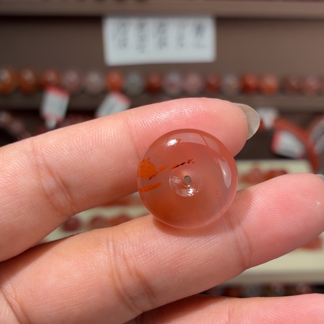 未镶嵌川料南红玛瑙大平安扣