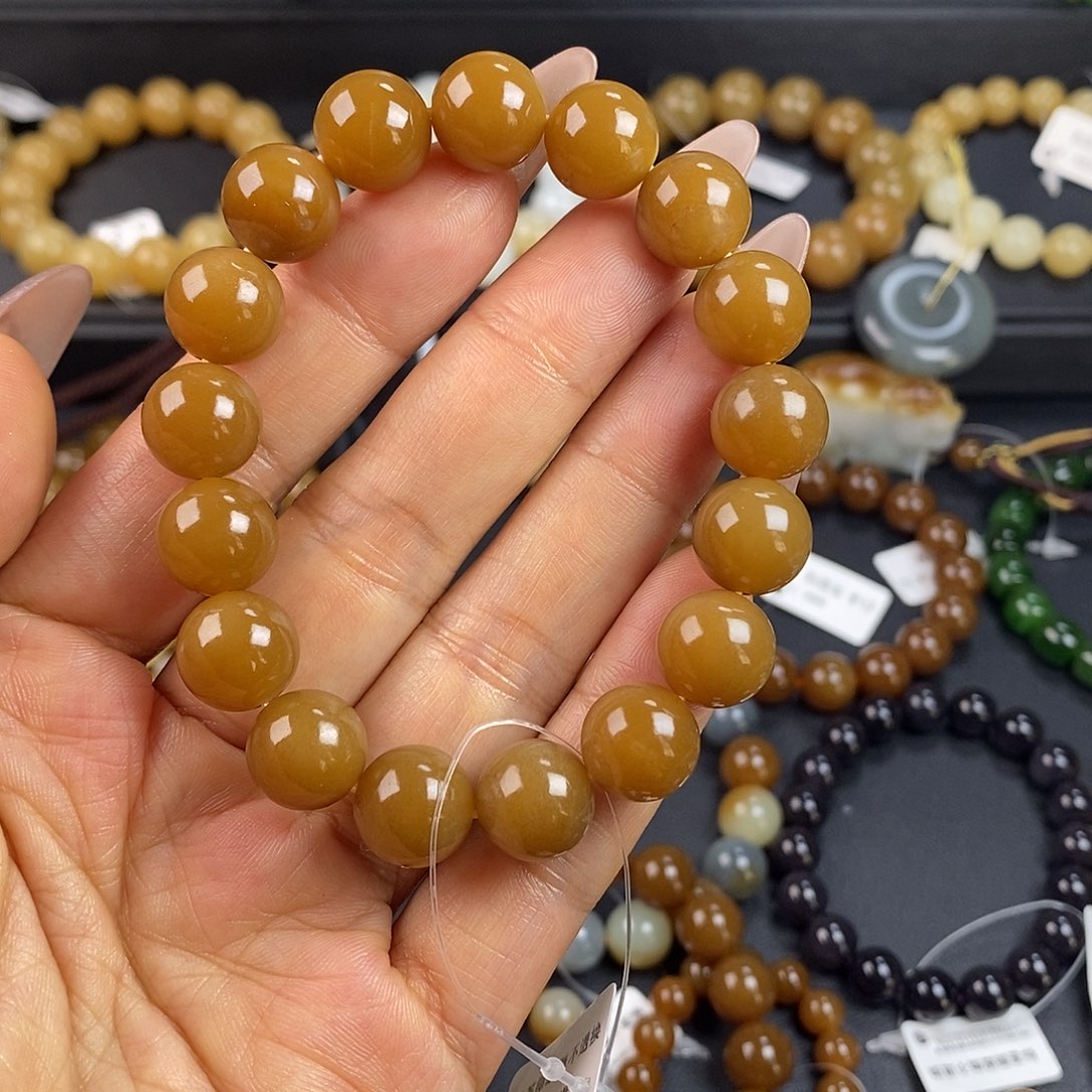 和田玉手串未镶嵌